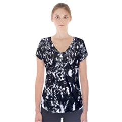 Black And White Miracle Short Sleeve Front Detail Top