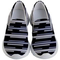 Skewed Stripes Pattern Design Kid s Lightweight Slip Ons by dflcprints