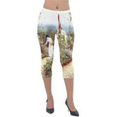 Lady And Scenery Lightweight Velour Capri Leggings 