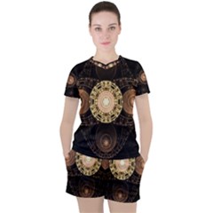 Fractal Design Pattern Fantasy Women s Tee And Shorts Set