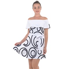 Abstract Black On White Circles Design Off Shoulder Velour Dress