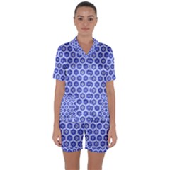 A Hexagonal Pattern Unidirectional Satin Short Sleeve Pyjamas Set by Pakrebo