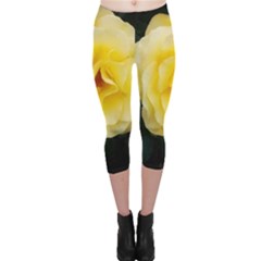 Pale Yellow Rose Capri Leggings 