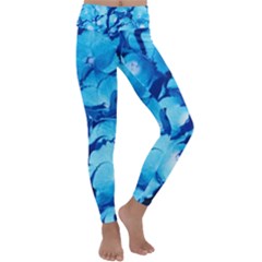 Hydrangea Blue Petals Flower Kids  Lightweight Velour Classic Yoga Leggings