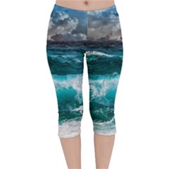 Waves 3975256 960 720 Velvet Capri Leggings 