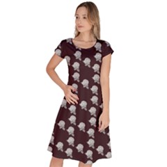 White Rose In Maroon Classic Short Sleeve Dress