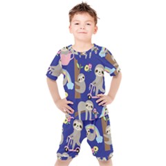 Hand Drawn Cute Sloth Pattern Background Kids  Tee And Shorts Set by Vaneshart