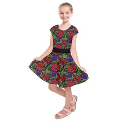 Spanish Passion Floral Pattern Kids  Short Sleeve Dress by gloriasanchez