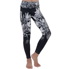 Black And White Lilies Botany Motif Print Kids  Lightweight Velour Classic Yoga Leggings by dflcprintsclothing