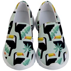 Seamless-tropical-pattern-with-birds Kids Lightweight Slip Ons by Jancukart