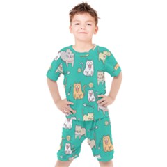 Seamless-pattern-cute-cat-cartoon-with-hand-drawn-style Kids  Tee And Shorts Set by Jancukart