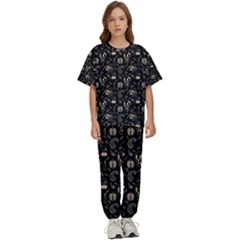 Halloween  Kids  Tee And Pants Sports Set