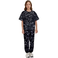 Xeno Frenzy Kids  Tee And Pants Sports Set by MRNStudios