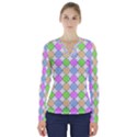 Quatrefoil Ii V-Neck Long Sleeve Top View1