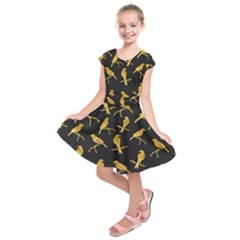 Background With Golden Birds Kids  Short Sleeve Dress