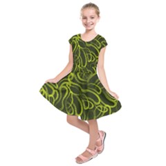 Green-abstract-stippled-repetitive-fashion-seamless-pattern Kids  Short Sleeve Dress