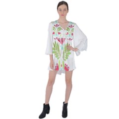 Batik T- Shirt Batik Flowers Pattern T- Shirt V-neck Flare Sleeve Mini Dress