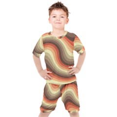 Twirl Swirl Waves Pattern Kids  T-shirt And Shorts Set