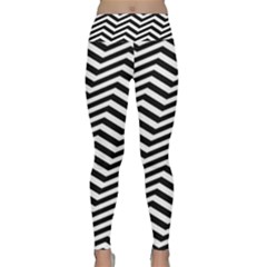 Zigzag Chevron Pattern Lightweight Velour Classic Yoga Leggings by Dutashop