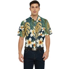 Seamless Pattern With Tropical Strelitzia Flowers Leaves Exotic Background Men s Short Sleeve Pocket Shirt  by Ket1n9