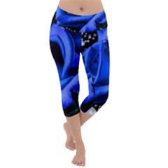 Blue Rose Bloom Blossom Lightweight Velour Capri Yoga Leggings by Proyonanggan