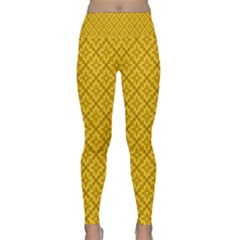 Yellow Floral Pattern Vintage Pattern, Yellow Background Lightweight Velour Classic Yoga Leggings by nateshop