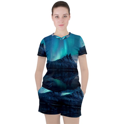 Aurora Borealis Mountain Reflection Women s T-shirt And Shorts Set by Grandong