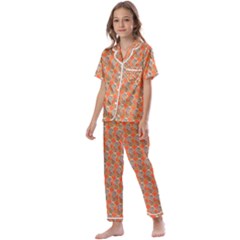 Diamond Dollar Sign Pattern Kids  Satin Short Sleeve Pajamas Set by ExtraAwesomeSauce