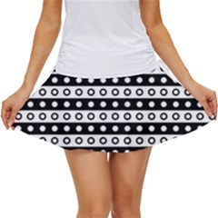 Black And White Circles Pattern Women s Skort by ytdream