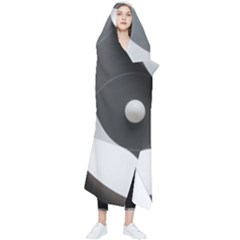 Geometric Design O6 Wearable Blanket