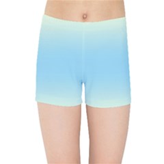 Cream Yellow To Baby Blue Bilinear Gradient Kids  Sports Shorts by GradientsOmbre