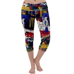 Abstract-1 Capri Yoga Leggings