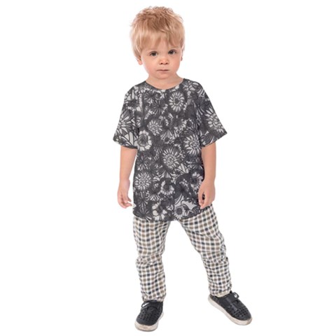 Mid Century Retro Floral 1970s 1960s Pattern 71 Kids  Raglan T-shirt by violetheavensky