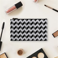 Modern Retro Chevron Patchwork Pattern  Cosmetic Bag (small)  by GardenOfOphir
