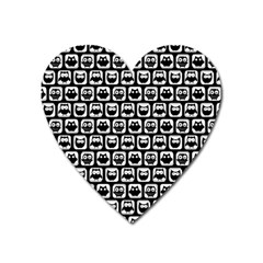 Black And White Owl Pattern Heart Magnet