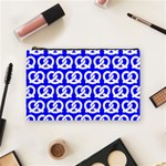 Blue Pretzel Illustrations Pattern Cosmetic Bag (Medium)  Front