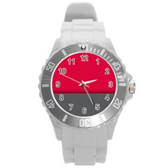 Red Gray Flag Line Horizontal Round Plastic Sport Watch (l)