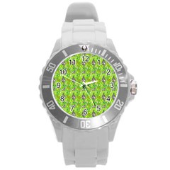 Maple Leaf Plant Seamless Pattern Round Plastic Sport Watch (l) by Pakrebo