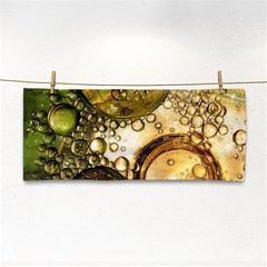 Bubbles Fantasy Green Design Hand Towel