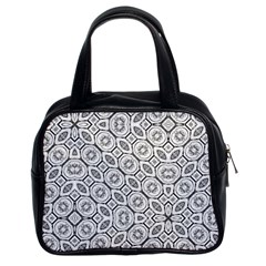 Black And White Baroque Ornate Print Pattern Classic Handbag (two Sides) by dflcprintsclothing