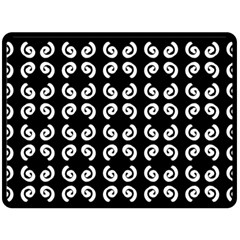 Abstrait Spirale Blanc/noir Fleece Blanket (large)  by kcreatif